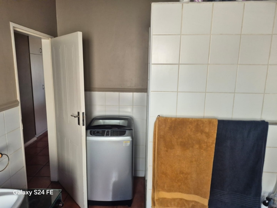 3 Bedroom Property for Sale in Waterval East North West